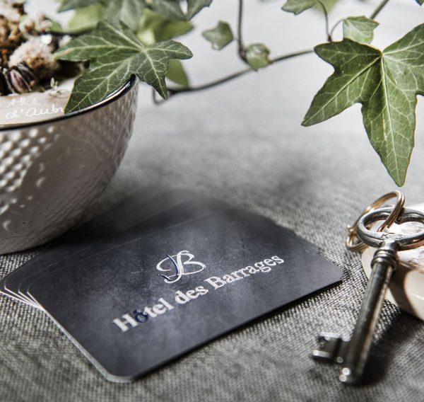 La photo CARTE VISITE.jpg a été réduite de 75.59 % le Jeudi 03 Avril 2025 à 09:04 par Photo Réducteur v4.6 à télécharger sur https://www.emjysoft.com/