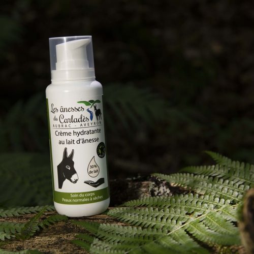 La photo LAIT GRAND 7 copie.jpg a été réduite de 88.26 % le Jeudi 03 Avril 2025 à 10:04 par Photo Réducteur v4.6 à télécharger sur https://www.emjysoft.com/