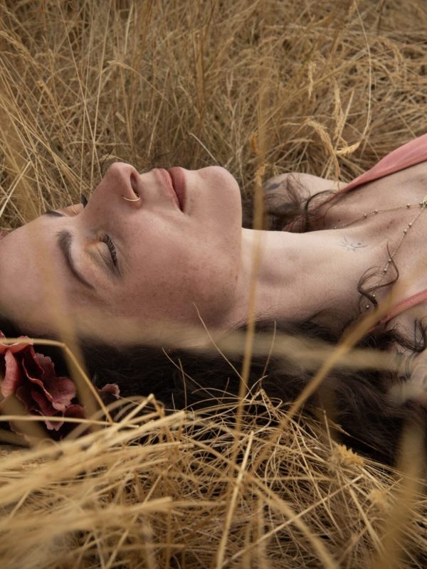 La photo emeline couleur (15).jpg a été réduite de 95.59 % le Samedi 15 Novembre 2025 à 18:11 par Photo Réducteur v4.6 à télécharger sur https://www.emjysoft.com/